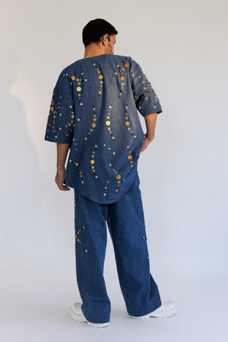 ROSANI The Atto shirt, full-length styled view. Worn with The Enzo trouser as a DYMENSION co-ord.