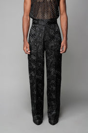 ROSANI The Cavora trouser in black - high-waisted tailored trousers in a textured floral jacquard with straight-leg fit, front view