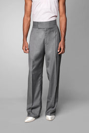 ROSANI The Pulse trouser in grey - high-waisted tailored trousers with front pleats and wide-leg fit, front view