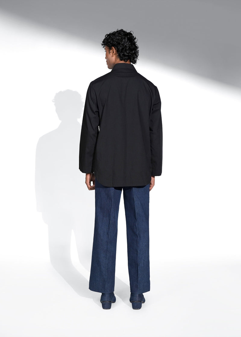 ROSANI The Serenity shirt in black - relaxed zip-up shirt with sharp collar and clean front placket, back view