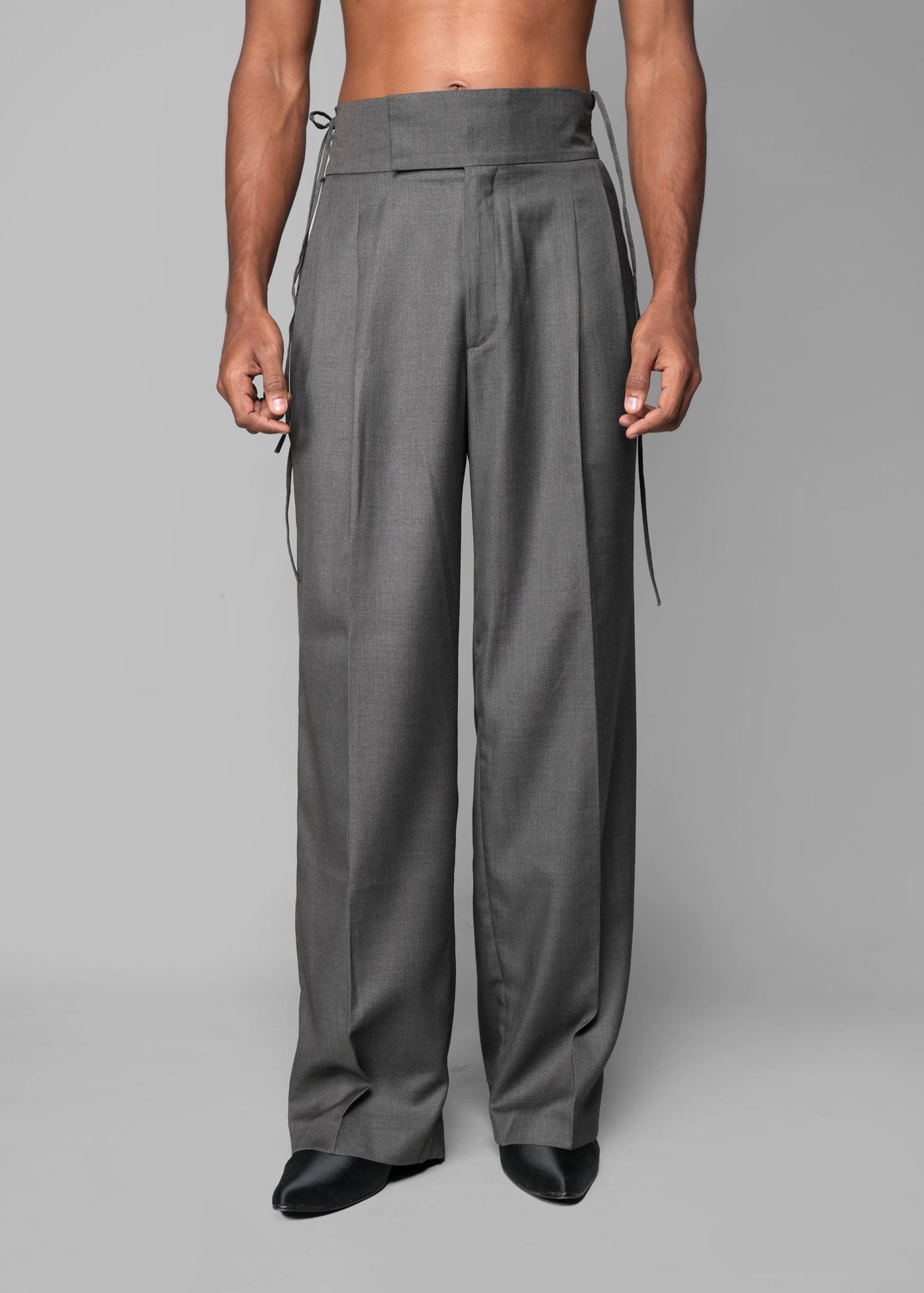ROSANI The Veil trouser in grey - high waistband pleated trousers with side ties, front view