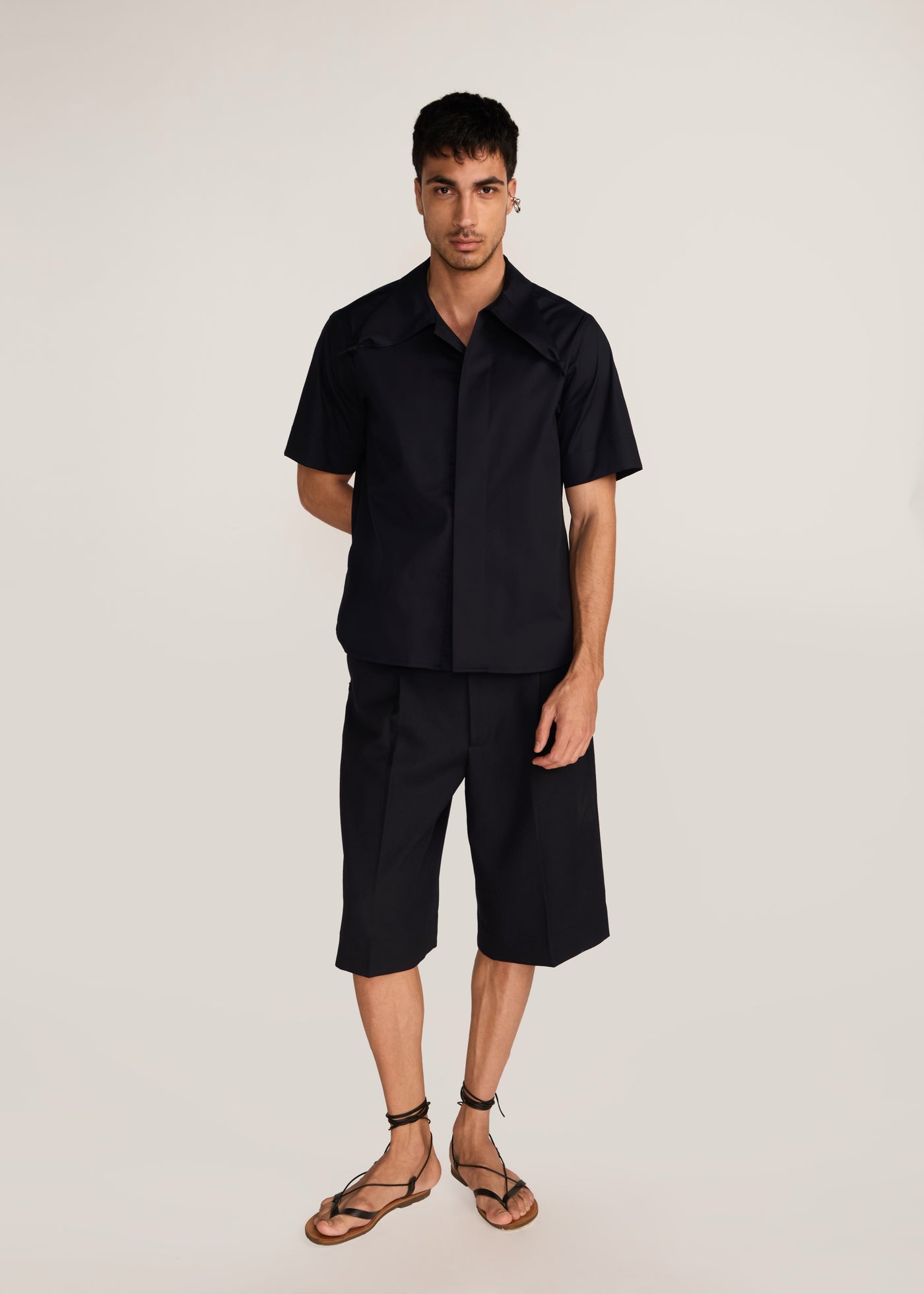 ROSANI The Covra shirt in black - black poplin bandana-collar knot-back half-sleeve shirt, front view