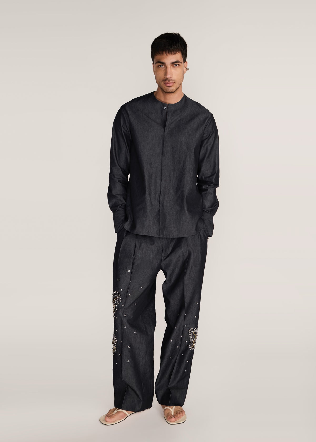 ROSANI The Møte shirt in charcoal - charcoal fluid-gloss cotton shirt, front view