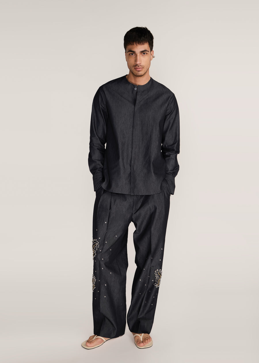 ROSANI The Møte shirt in charcoal - charcoal fluid-gloss cotton shirt, front view