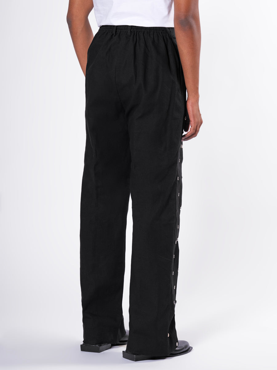 ROSANI The Blythe trouser in black. Back view. ANIMA and ANIMUS collection.