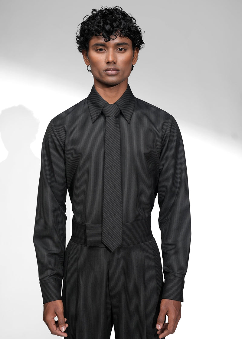 ROSANI Pinstripe tie in black - slim pinstripe tie, worn styling, front view