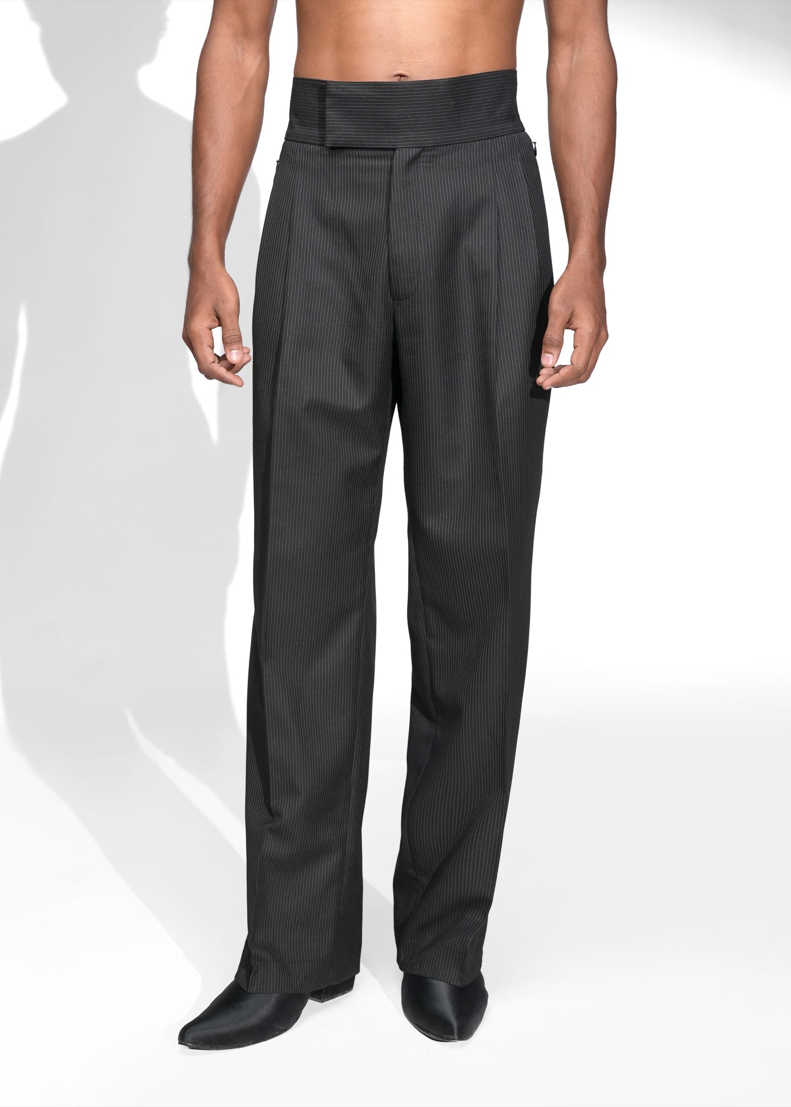 ROSANI The Pulse trouser in black - high waistband pleated trousers, front view