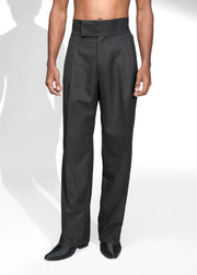 ROSANI The Pulse trouser in black - high waistband pleated trousers, front view